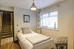 Photo 6- click for photo gallery